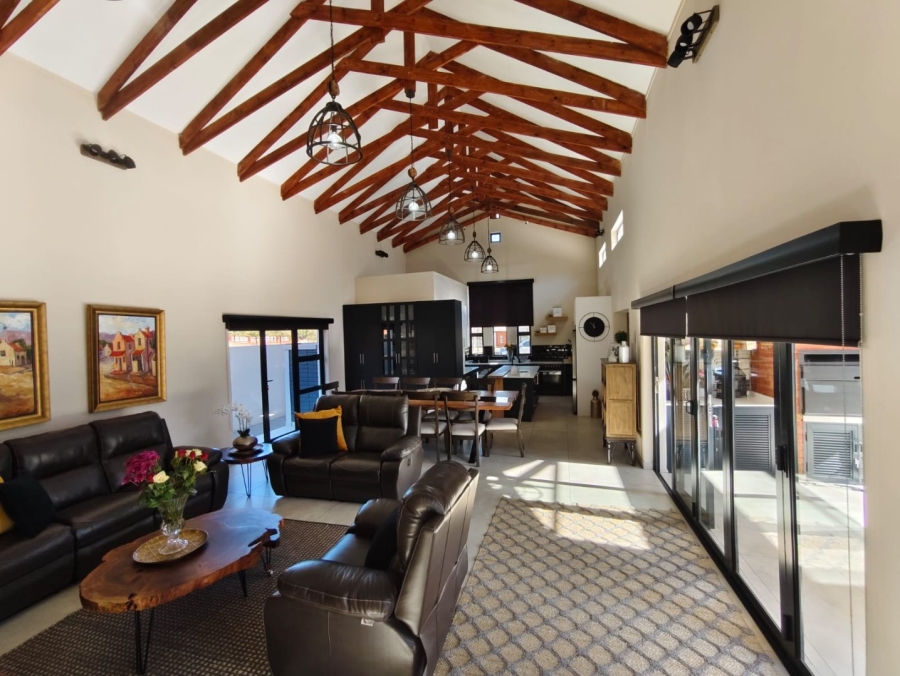 3 Bedroom Property for Sale in Meerhof North West